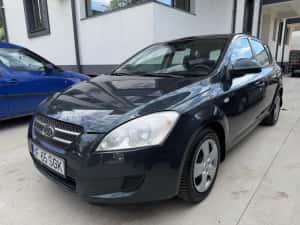 Kia Ceed • Stare foarte buna • — miniatura 5