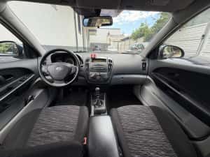 Kia Ceed • Stare foarte buna • — miniatura 7