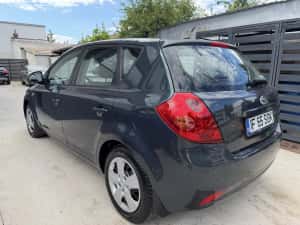 Kia Ceed • Stare foarte buna • — miniatura 9