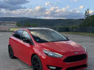 Ford Focus ST Look 1.5 EcoBoost 150 CP Racing Red — miniatura 3