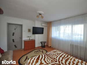 Garsoniera Drumul Taberei langa Plaza Mall bloc stradal bld Timisoara — miniatura 4