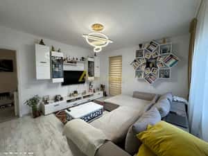 12 Min Metrou Berceni  Apt 2 camere decomandat + Gradina