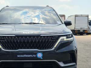 Kia Carnival Prestige Automată 200 HP Diesel — miniatura 2