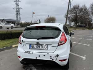 Ford Fiesta 1.5 2016 — miniatura 4