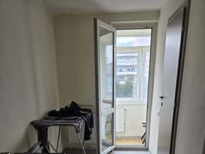 Apartament 4 camere, 3 bai, complet renovat, etaj 2, balcon, sub pretu — miniatura 4