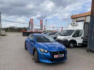 Peugeot E-208 Allure Pack 50kwh — miniatura 2