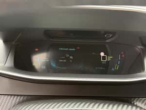 Peugeot E-208 Allure Pack 50kwh — miniatura 3