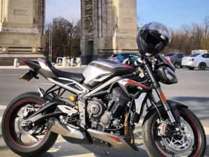 Triumph Street Triple 765 RS — miniatura 3