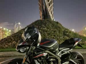 Triumph Street Triple 765 RS — miniatura 5