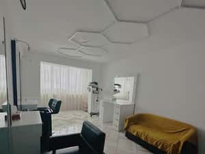 Apartament cu 3 camere ,et 1 – zonă Centrală — miniatura 4
