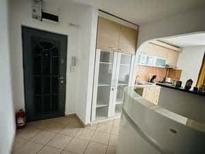 Apartament cu 3 camere ,et 1 – zonă Centrală — miniatura 5