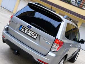 Subaru forester  4x4   2.0 D   2010 — miniatura 6
