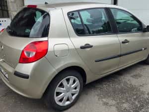 Renault Clio 1.6 benzina, 80000km reali, superba — miniatura 4