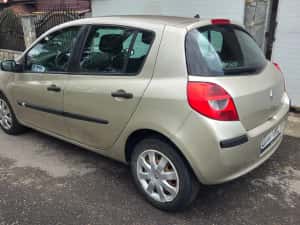 Renault Clio 1.6 benzina, 80000km reali, superba — miniatura 6