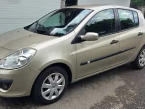 Renault Clio 1.6 benzina, 80000km reali, superba — miniatura 9