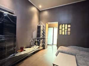 Apartament cu 3 camere de vanzare in cladire istorica, Timisoara — miniatura 2