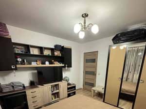 Proprietar - Vand apartament cu 2 camere, zona linistita — miniatura 5