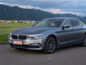 Bmw seria 5 g30 luxury head-up hi-fi b47 Suedia  automata — miniatura 9
