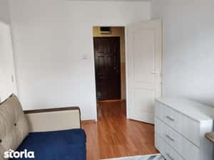 Apartament 2 camere, etaj 3, Tractorul, Brașov — miniatura 4