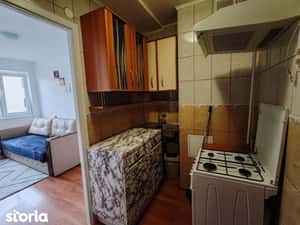 Apartament 2 camere, etaj 3, Tractorul, Brașov — miniatura 5