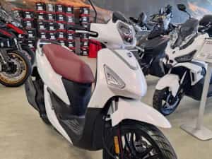Scuter SYM Symphony Limitat 25 Km/H, benzina, fara permis ! RATE ! — miniatura 7