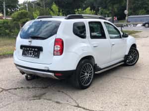 Dacia Duster an 11/2012 motor 1.6 106 cp benzina si gaz de fabrica clima geamiri electrice inchidere centralizata jante aliaj euro 5 — miniatura 3