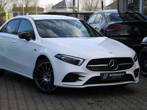 Mercedes-Benz A 250 Hibrid, 57.400 km, Automată — miniatura 3