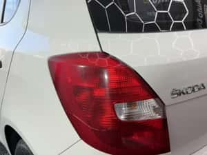 Skoda Fabia Benzina Manual – 5200 Euro — miniatura 4