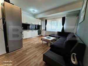 Apartament cu 3 camere ,semidecomandat, 51 mp, zona Stejarului