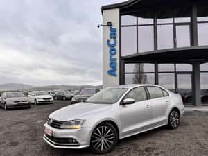 Volkswagen Jetta 2015, 120.000 km, Diesel, Automată — miniatura 1