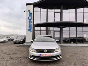 Volkswagen Jetta 2015, 120.000 km, Diesel, Automată — miniatura 2