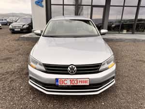 Volkswagen Jetta 2015, 120.000 km, Diesel, Automată — miniatura 3