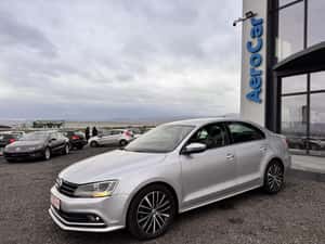 Volkswagen Jetta 2015, 120.000 km, Diesel, Automată — miniatura 4