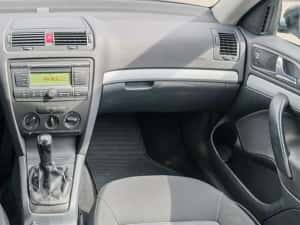 Skoda Octavia 2007 benzina 1.6 mpi — miniatura 6