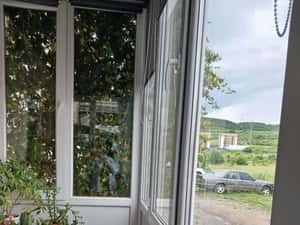 Apartament cu 2 camere, 42 mp, parcare, zona Terra — miniatura 6