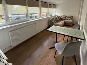 Închiriere apartament 4 camere – Str. Cerna nr. 27 — miniatura 3