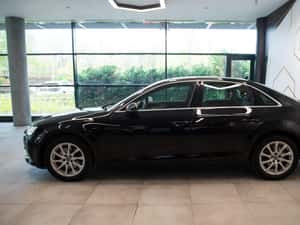 Audi A4 35 TFSI Mild Hybrid S tronic — miniatura 5