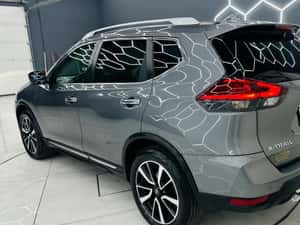 NISSAN X-TRAIL TEKNA — miniatura 3