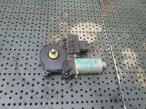 Motoras macara stanga fata ford focus 1 daw dbw 0130821756