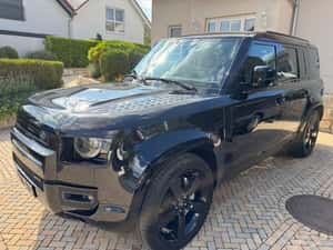 Land Rover Defender Automat 300 HP Diesel — miniatura 4