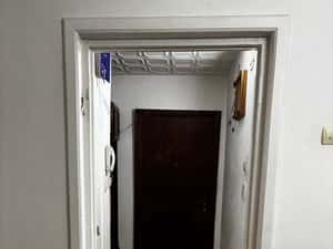 Apartament cu o camera zona Andrei Saguna — miniatura 3