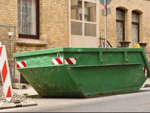 Transport moloz Navodari 1-10t Nisip Pietriș Pamant vegetal galben — miniatura 4