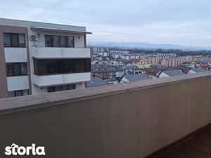 Apartament 2 camere, vedere panoramica, zona Coresi, Brasov — miniatura 4