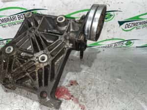 Suport accesori Nissan Almera N16 — miniatura 8