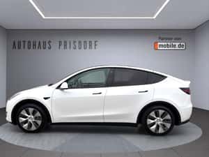 Tesla Model Y SUV second-hand de vânzare — miniatura 7