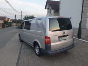 Volkswagen Transporter T5  2.5 TDI  8 Locuri  2008 — miniatura 2