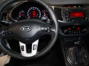 Kia sportage 2.0 Diesel/ automata/ 4x4 — miniatura 6