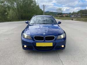 BMW E91  320 M-Paket Bi-Xenon Trapa Automat !!! — miniatura 2