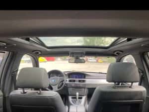 BMW E91  320 M-Paket Bi-Xenon Trapa Automat !!! — miniatura 8