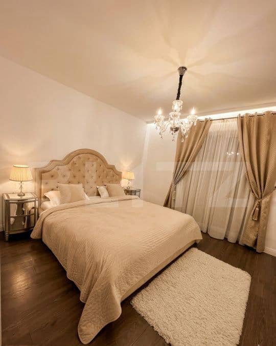 Apartament de Lux | 3 camere | 2 Bai | 80mp, parcare -  Zona Vivo — fotografie 1 din 5